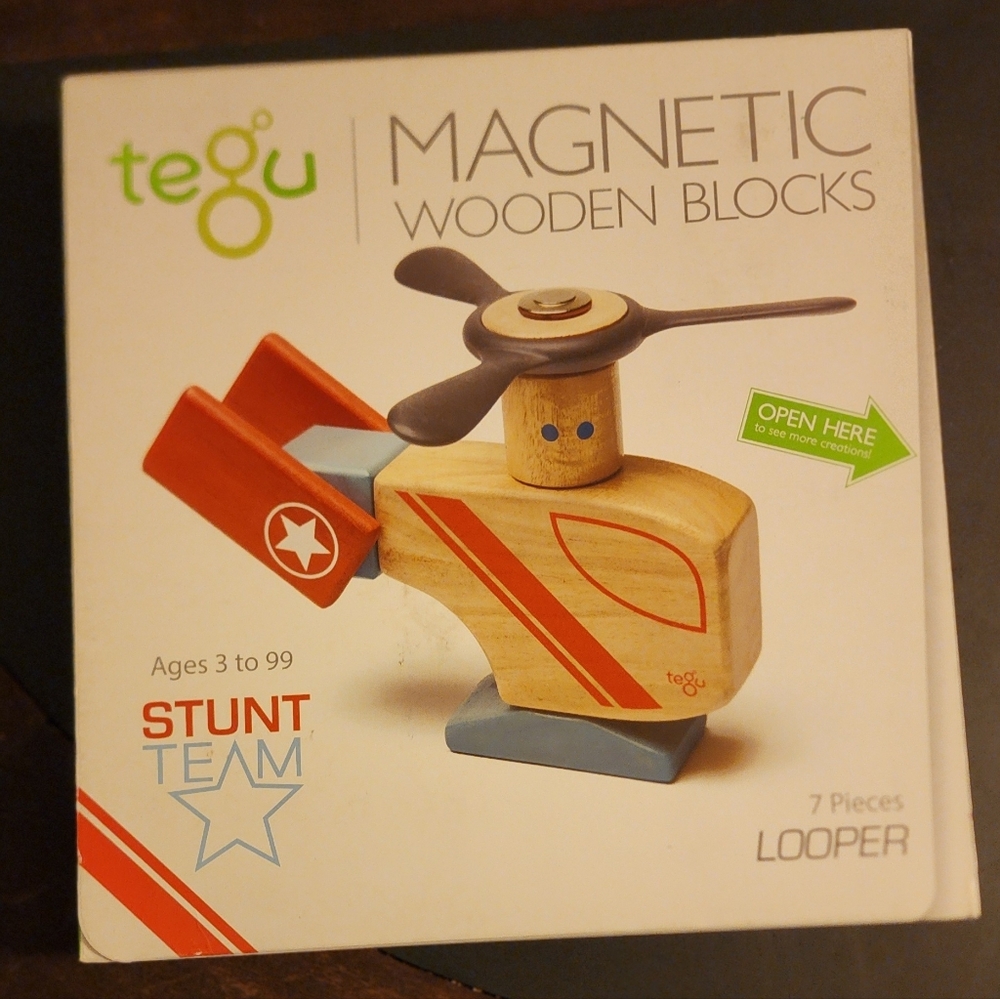 Tegu Daredevil & Looper Stunt Team Magnetic Wooden Blocks MIB Lot Of 2 New Sets!